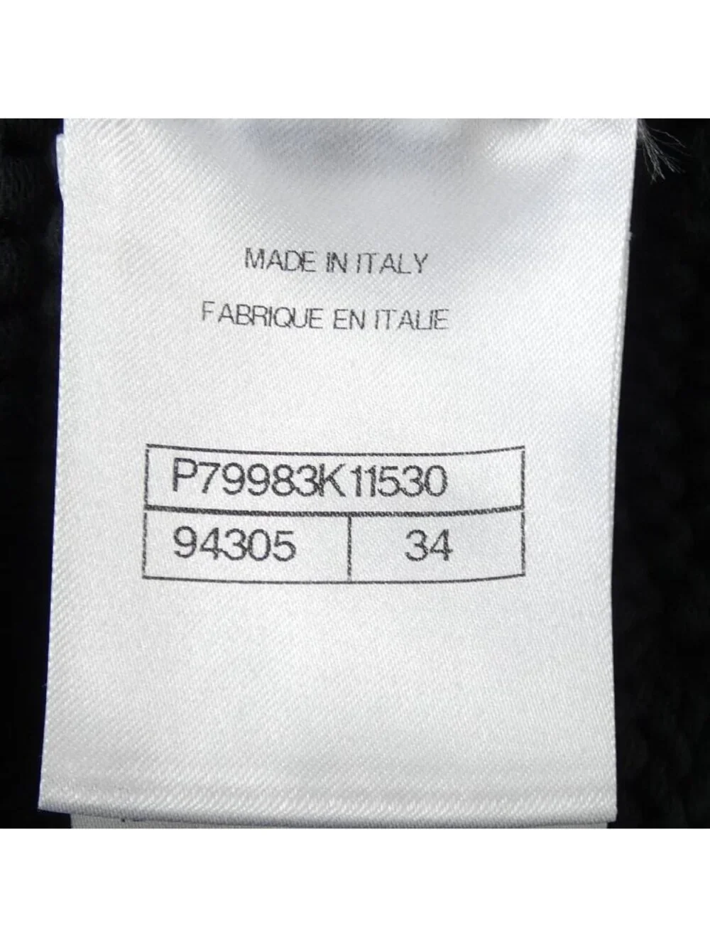 Chanel 25A Collarless Jacket